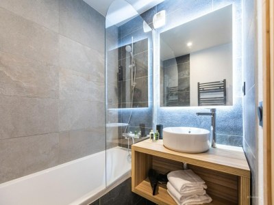 Apartment Apartment in Fornelet with Ski-In/Ski-Out Access - Features photo 28