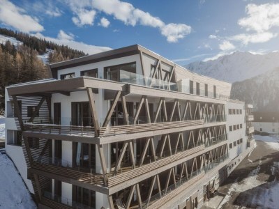 Apartment Apartment in Peisey with Stunning Mountain Views - Outdoor photo 8