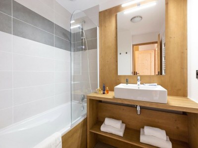 Apartment Apartment in Beaufort with Spa & Mountain Views - Features photo 33