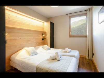 Apartment Apartment in Tignes with Slope Access & Spa - Features photo 22