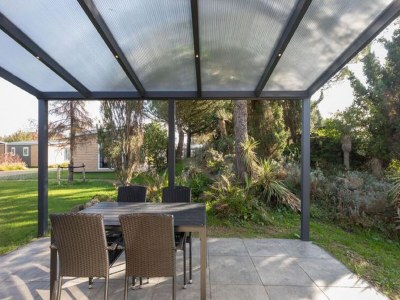 Holiday park Cozy Chalet at Holiday park Fort den Haak - Outdoor photo 2