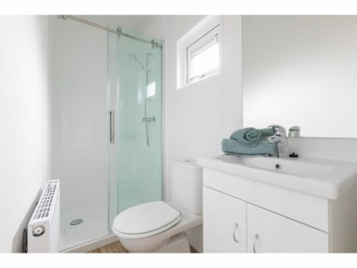 Holiday park Chalet in Vrouwenpolder near Banjaard Beach - Features photo 7