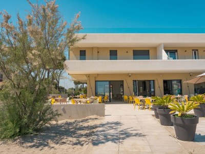 Holiday house Three-Room Apartment Plus Sea Front - Outdoor photo 4