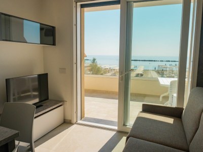 Holiday house Three-Room Apartment Plus Sea Front - Features photo 10