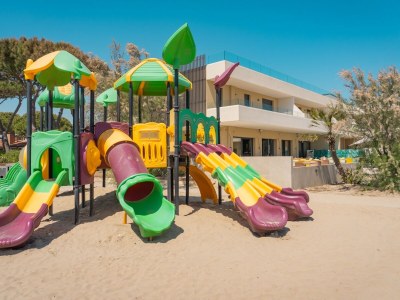 Holiday house Three-Room Apartment Plus Sea Front - Environment photo 17