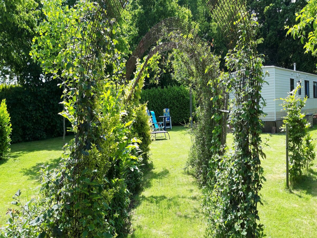 Holiday house Ferienhaus und Mobilheim mit großem Garten - Outdoor photo 5