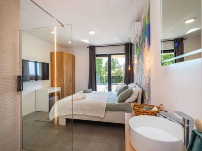 Villa Four Bedroom Villa - Features photo 6