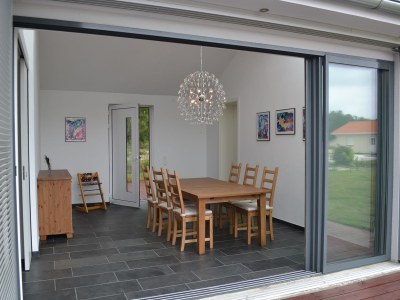 Holiday house Modern and spacious holiday home – only five minutes to the Atlantic - Outdoor photo 4