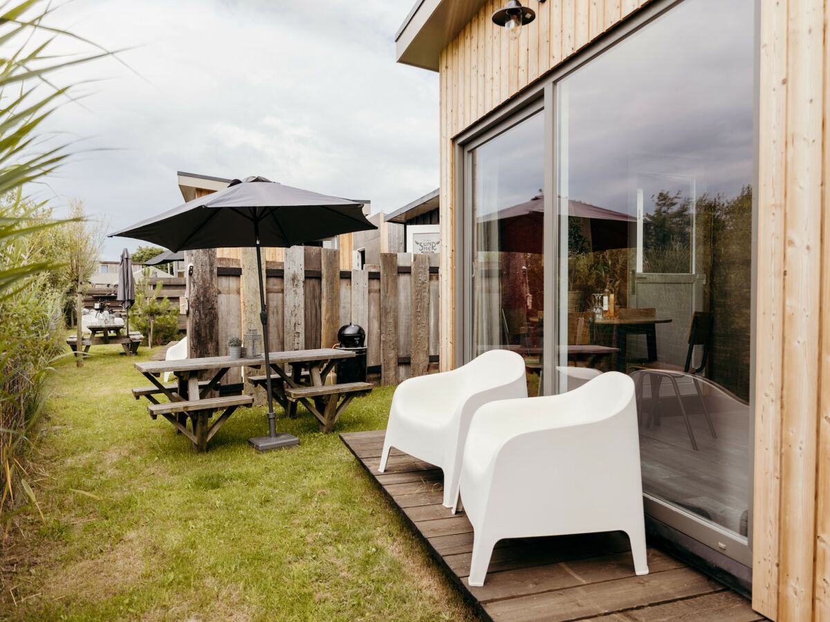 Holiday house Unique holiday home in Callantsoog - Outdoor photo 5