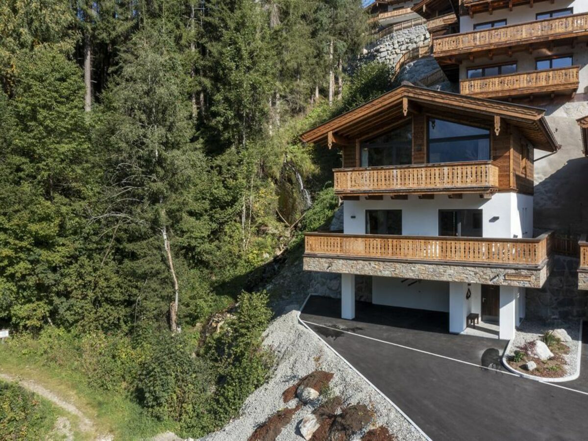 Holiday park Chalet in Neukirchen near Ski Lift