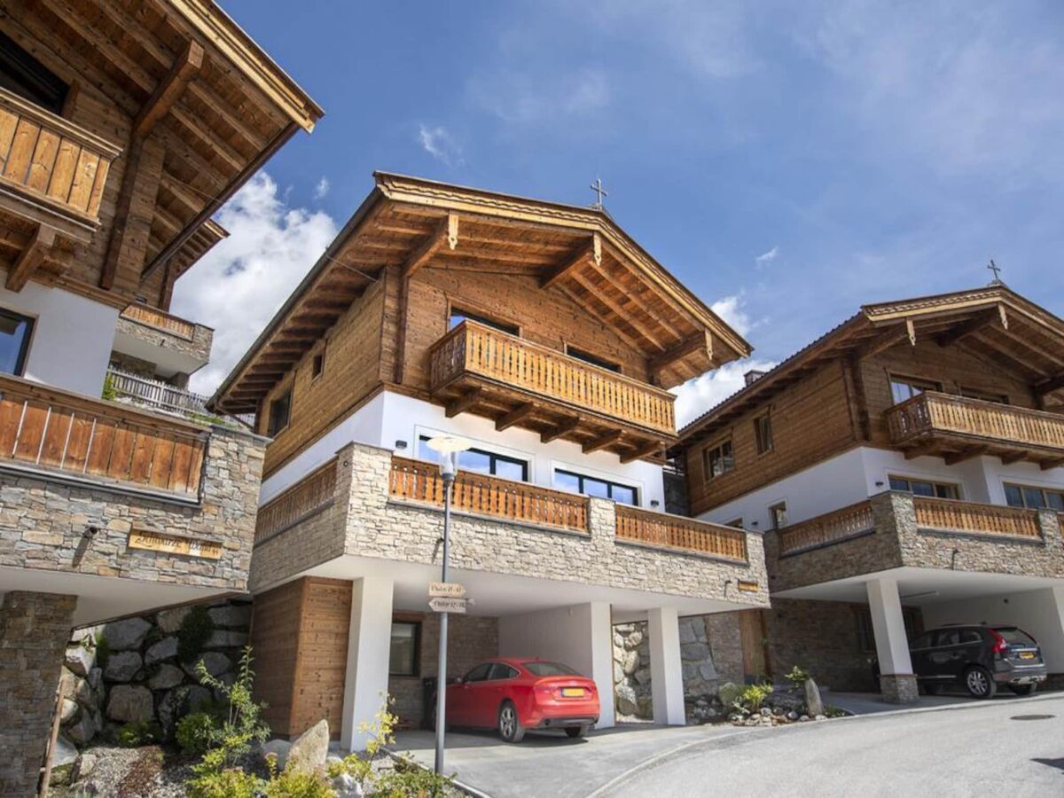 Holiday park Chalet in Neukirchen near Ski Arena Wildkogel - Outdoor photo 3