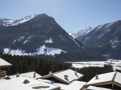 Holiday park Chalet in Neukirchen near Ski Arena Wildkogel - Outdoor photo 9