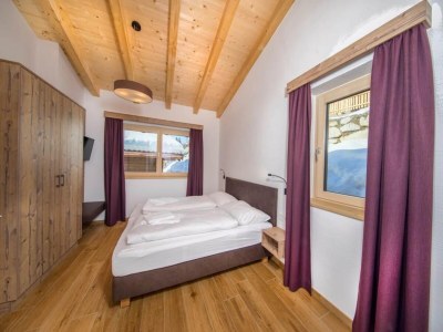 Holiday park Chalet in Neukirchen near Ski Arena Wildkogel - Features photo 25