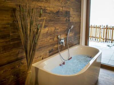 Holiday park Chalet in Neukirchen nahe Wildkogel Piste - Features photo 47