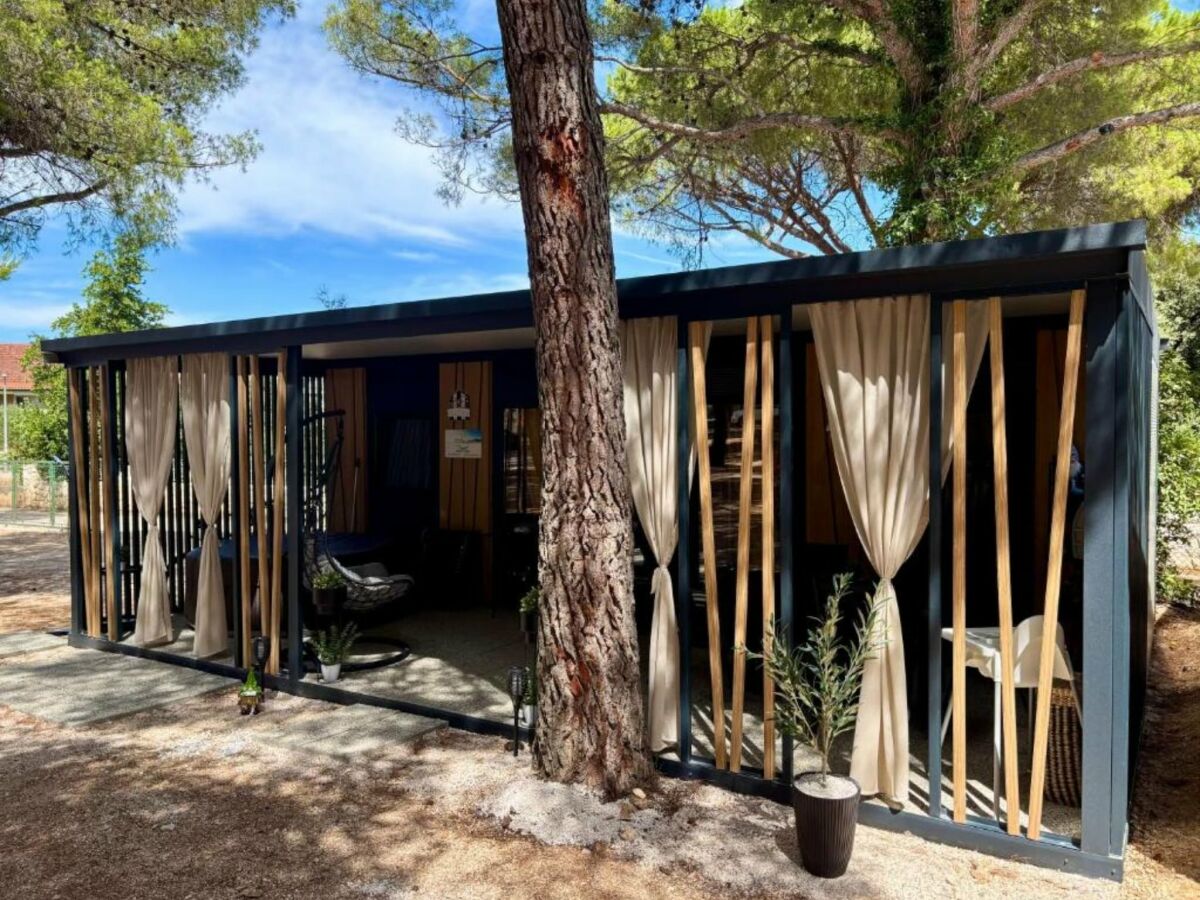 caravan TJ Escape - Mobile Home - Mobile Home With Hot Tub And Terrace - Outdoor photo 2