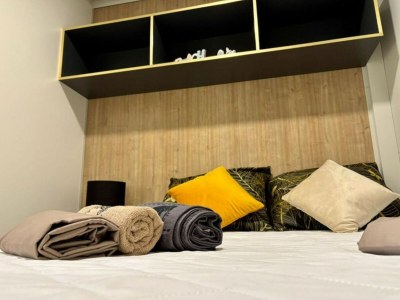 caravan TJ Escape - Mobile Home - Mobile Home With Hot Tub And Terrace - Features photo 7