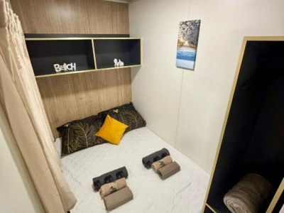 caravan TJ Escape - Mobile Home - Mobile Home With Hot Tub And Terrace - Features photo 9