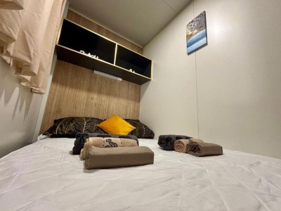 caravan TJ Escape - Mobile Home - Mobile Home With Hot Tub And Terrace - Features photo 13