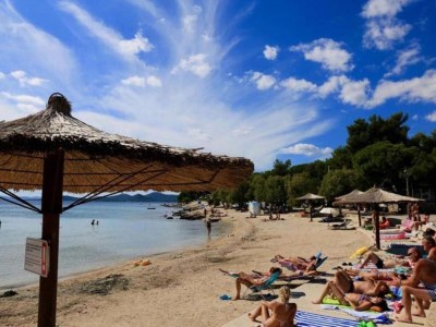 caravan TJ Escape - Mobile Home - Mobile Home With Hot Tub And Terrace - Outdoor photo 17