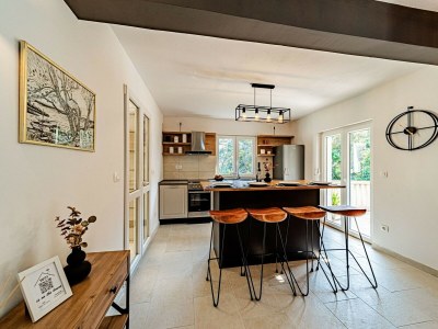 Apartment Holiday Home Island Gem - Five  Bedroom Apartment - Features photo 14