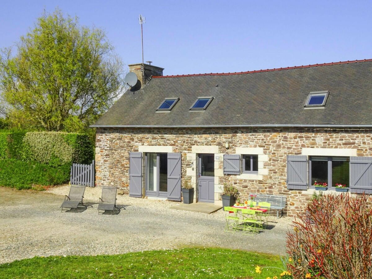 Holiday house Stone House in Plouezec near Goelo Coast - Outdoor photo 2