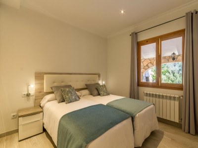 Holiday house Son Mesquida in Inca with Pool & Garden - Features photo 13