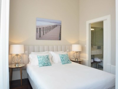 Apartment Spacious city apartment with modern amenities - Features photo 6