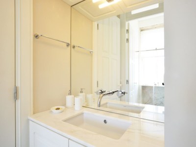 Apartment Zentrale Stadtflucht mit Balkon - Features photo 5