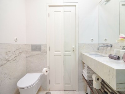 Apartment City-center apartment with modern comforts - Features photo 14