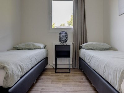 Holiday park Chalet by Pond in Eindhoven Holiday Park - Features photo 10