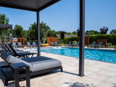 Holiday park Chalet in Brabant with Spacious Garden - Outdoor photo 5