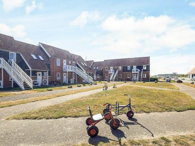 Holiday park Ferienhaus am Hafen in Borre - Outdoor photo 5