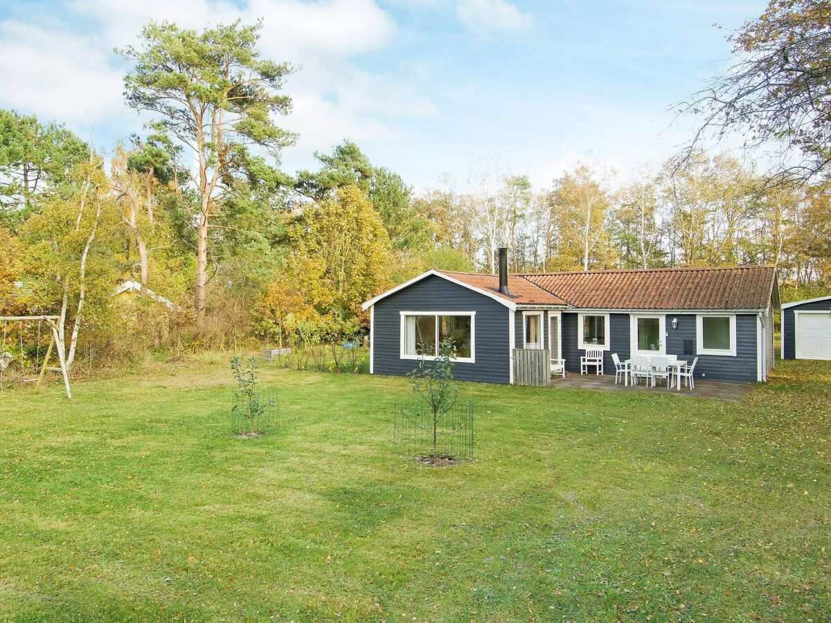 Holiday house 6 person holiday home in Højby - Outdoor photo 5