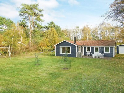 Holiday house 6 person holiday home in Højby - Outdoor photo 5