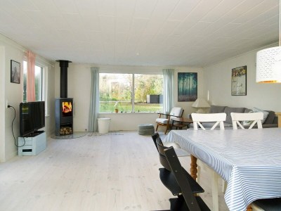 Holiday house 6 person holiday home in Højby - Outdoor photo 14