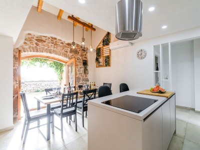 Holiday house Four-bedroom house with terrace and sea view Humac, Hvar K-8805 - Outdoor photo 31
