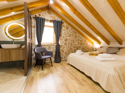 Holiday house Four-bedroom house with terrace and sea view Humac, Hvar K-8805 - Outdoor photo 37