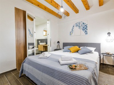 Holiday house Four-bedroom house with terrace and sea view Humac, Hvar K-8805 - Outdoor photo 42