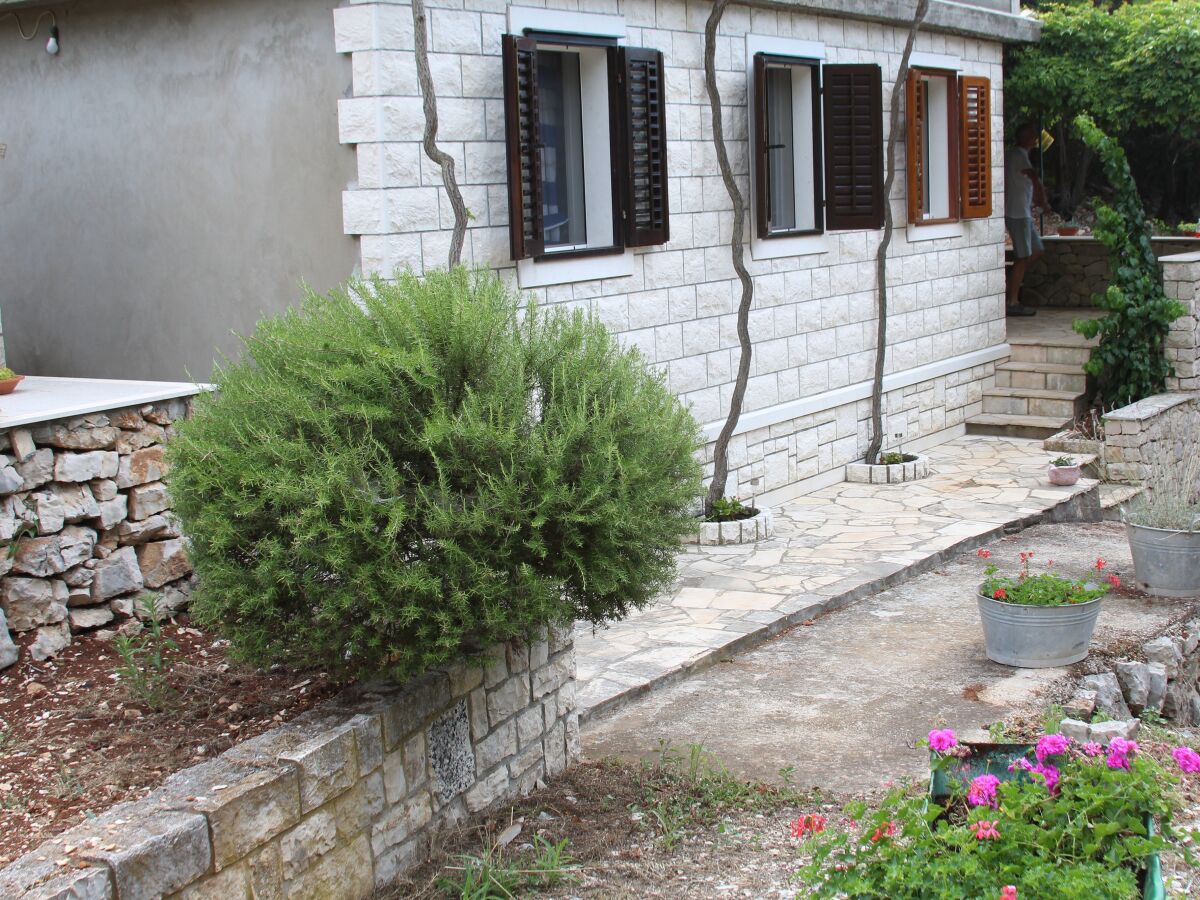 Holiday house One bedroom house with terrace and sea view Cove Rasohatica, Korčula K-9233 - Outdoor photo 3