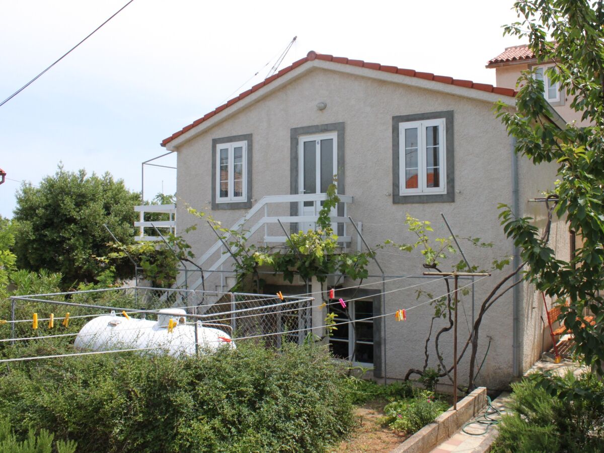 Apartment One bedroom apartment with terrace and sea view Nerezine, Lošinj A-3479-a - Outdoor photo 2