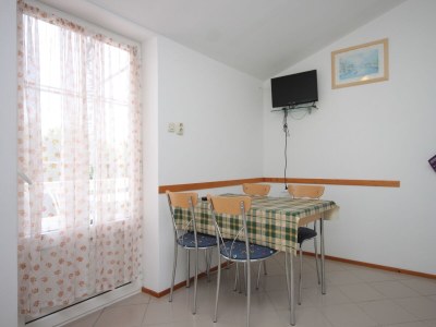 Apartment One bedroom apartment with terrace and sea view Nerezine, Lošinj A-3479-a - Outdoor photo 12