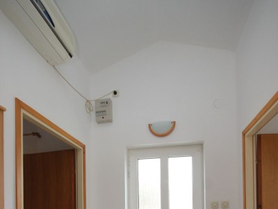 Apartment One bedroom apartment with terrace and sea view Nerezine, Lošinj A-3479-a - Outdoor photo 19