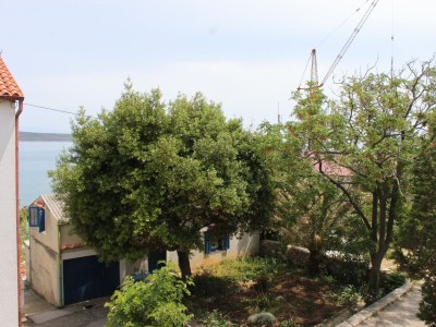 Apartment One bedroom apartment with terrace and sea view Nerezine, Lošinj A-3479-a - Outdoor photo 24