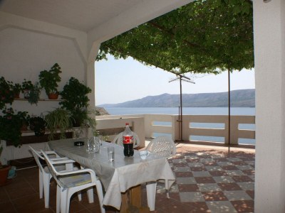 Apartment Comfortable and spacious apartment near beach Zubovići, Pag A-4065-a in Zubovići - Apartment