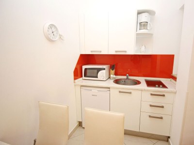 Apartment Two bedroom apartment with terrace Baška, Krk A-19199-a - Outdoor photo 7