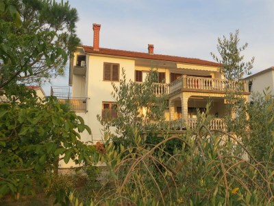 Apartment Two bedroom apartment with balcony and sea view Malinska, Krk A-19290-a in Malinska - Apartment