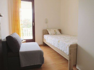 Apartment Two bedroom apartment with balcony and sea view Malinska, Krk A-19290-a - Outdoor photo 13