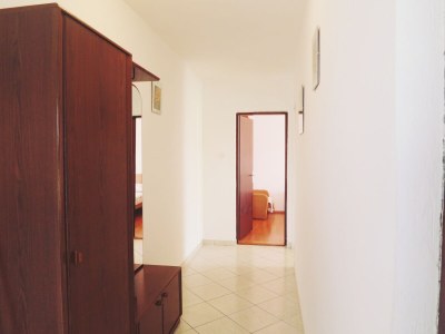 Apartment Two bedroom apartment with balcony and sea view Malinska, Krk A-19290-a - Outdoor photo 16