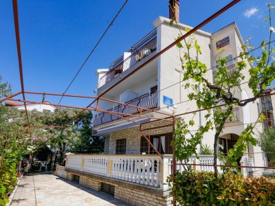 Apartment Studio flat with terrace and sea view Biograd na Moru, Biograd AS-21048-a - Outdoor photo 5