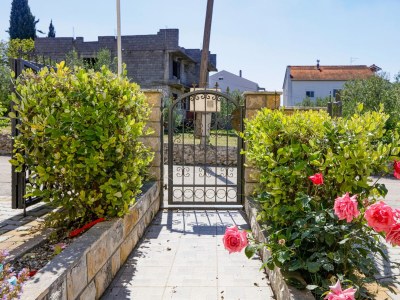 Apartment Studio flat with terrace and sea view Biograd na Moru, Biograd AS-21048-a - Outdoor photo 7